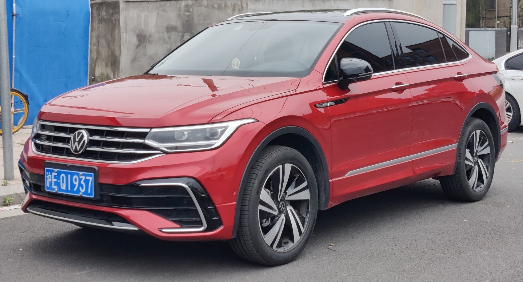 Volkswagen Tiguan technical specifications and fuel economy